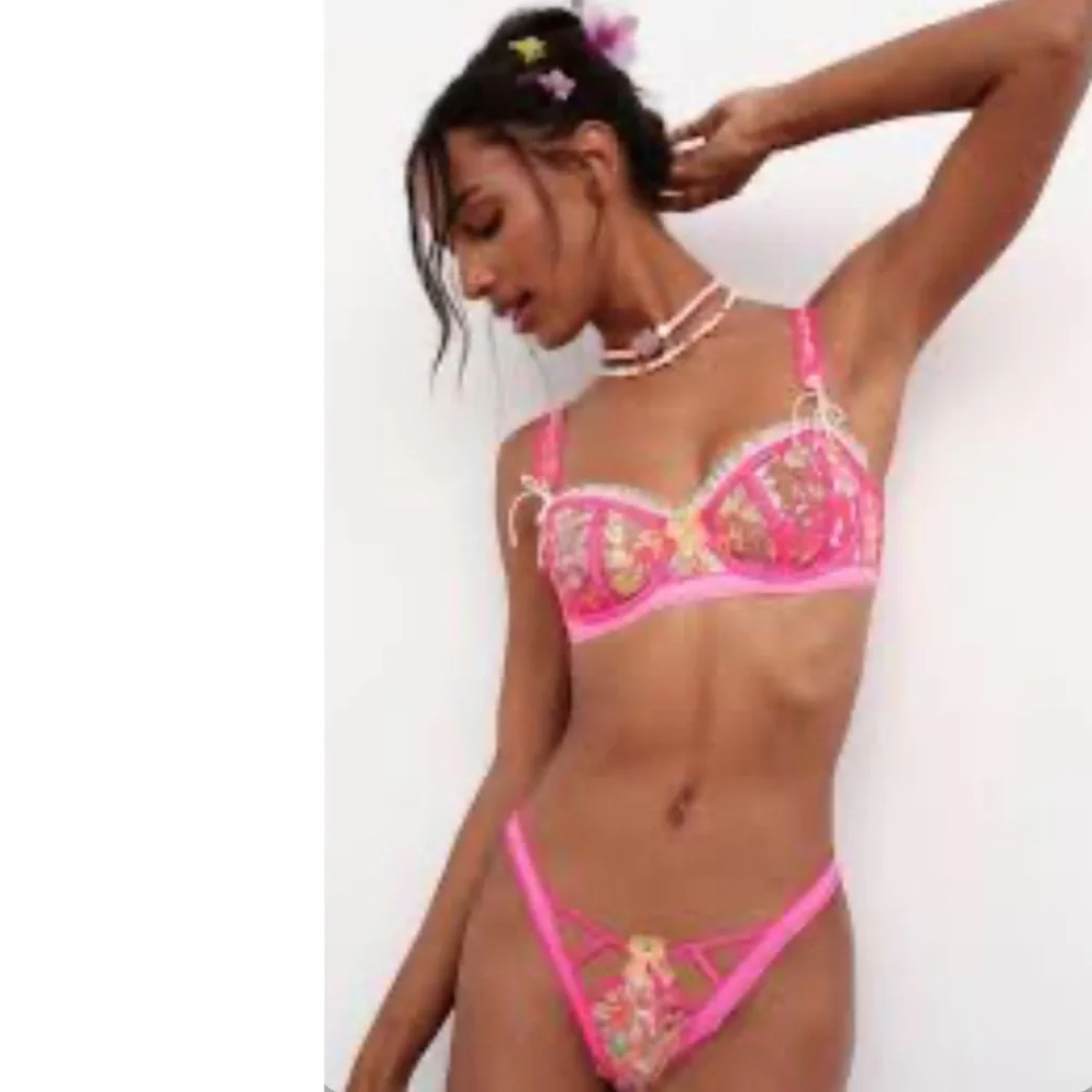 For Love & Lemons Electric Embroidery Underwire Bra XS $135‎